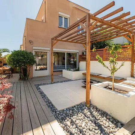 Belle Maison - Domaine Reyes